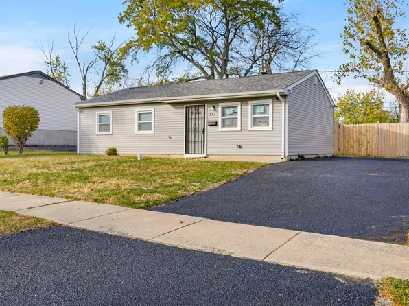 351 Concord Dr, Chicago Heights, IL 60411