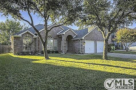 1st image of 2121 Tournament Ln