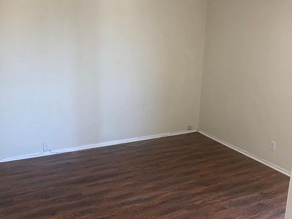 4th image of 4615 E Broadway APT 11