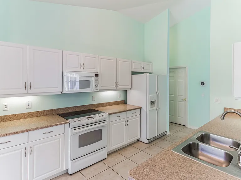 1173 Kilkenny Ln — Photo 5