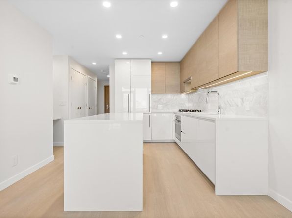2 bedroom rental in Burnaby — photo 4