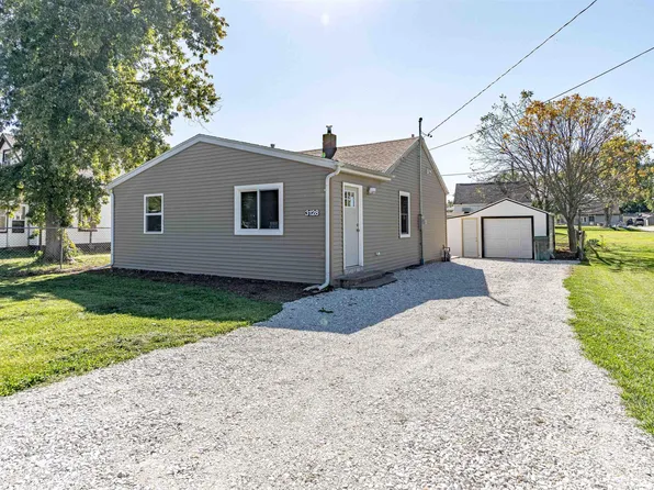 3128 W Humboldt St, Peoria, IL 61605