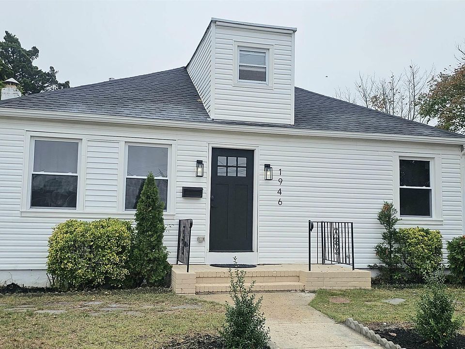 1st image of 1946 Murray Ave