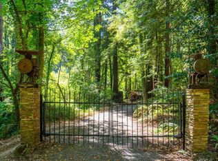 2140 Green Hill Rd, Sebastopol, CA 95472