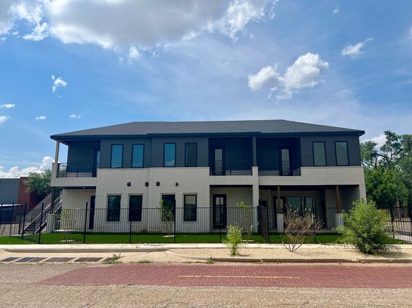 1801 Main St
