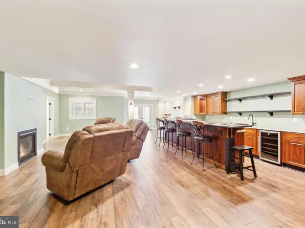230 Honeycroft Blvd, Cochranville, PA 19330