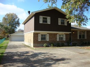 6518 Manslick Rd, Louisville, KY 40214