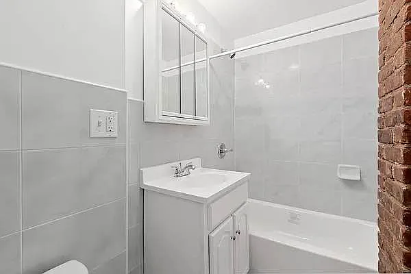 Rented by DMB Properties Inc | media 5