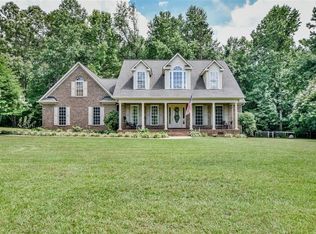 41 W Deer Trl, Belton, SC 29627