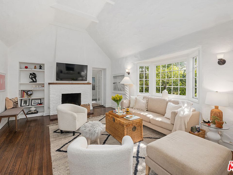 1st image of 2234 Vista Del Mar Ave