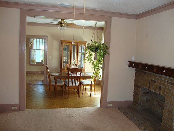 Living room with Fireplace