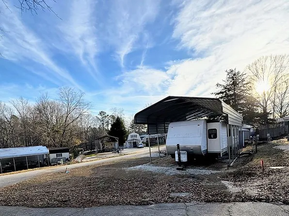 501 Newbury Cir, Westminster, SC 29693