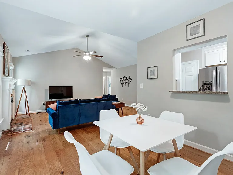 113 Wethersfield Dr — Photo 20