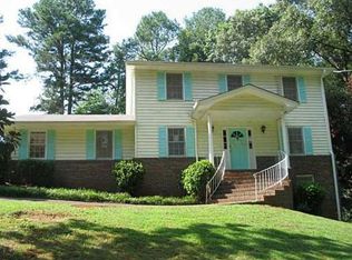 4077 Signal Rdg, Lilburn, GA 30047