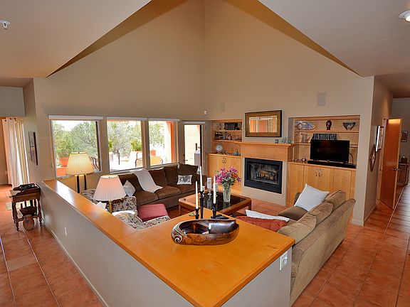 3rd image of 612 Avenida Celaya