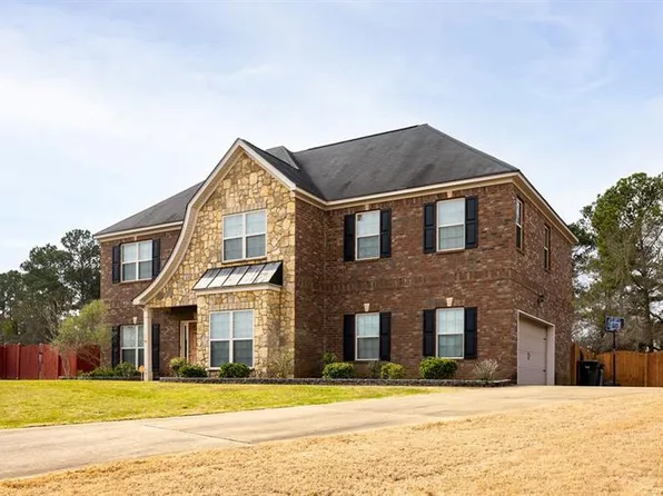 7 Kennys Ct, Fort Mitchell, AL 36856