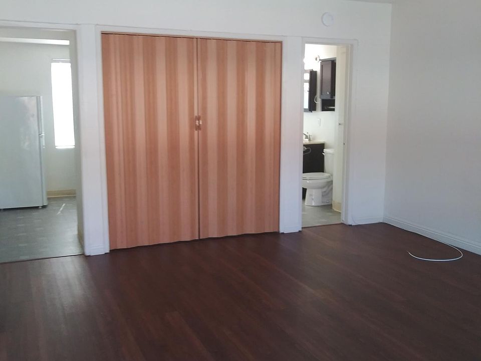 2nd image of 3556 Garnet St APT 16