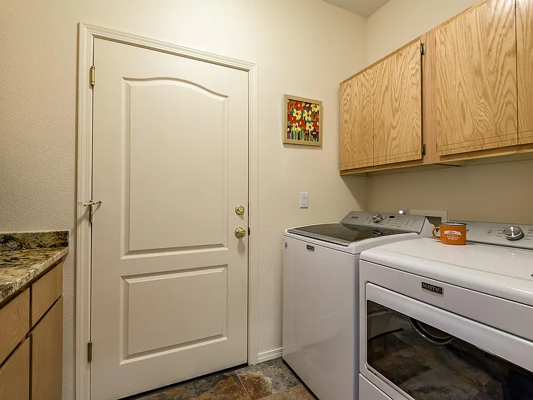 65 Kashmir Rd — Photo 46