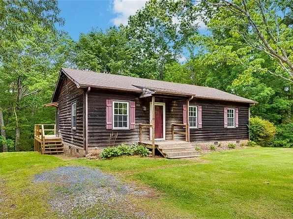 5413 Caraway Mountain Rd, Sophia, NC 27350