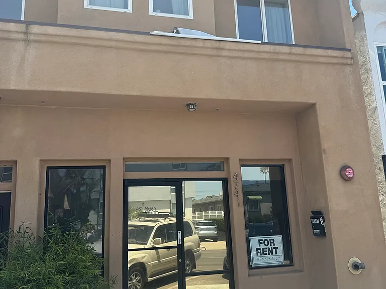 4741 Point Loma Ave #201 — Photo 2