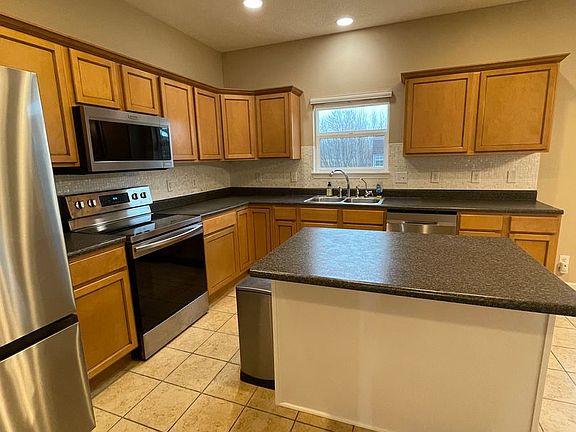 2nd image of 4915 Little Pine Dr
