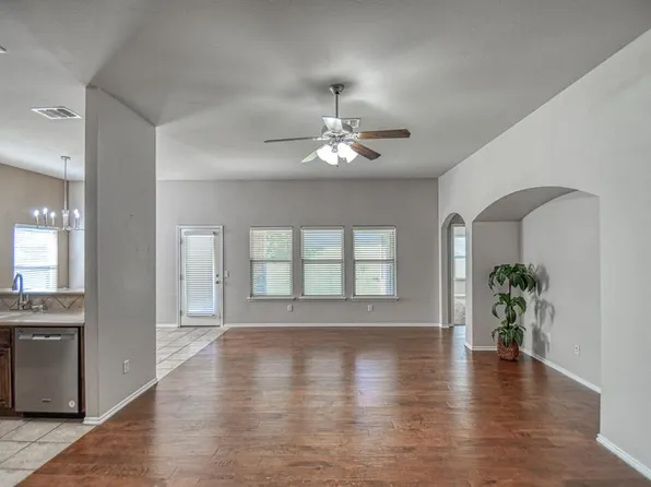 3008 Queenston Ave, Norman, OK 73071