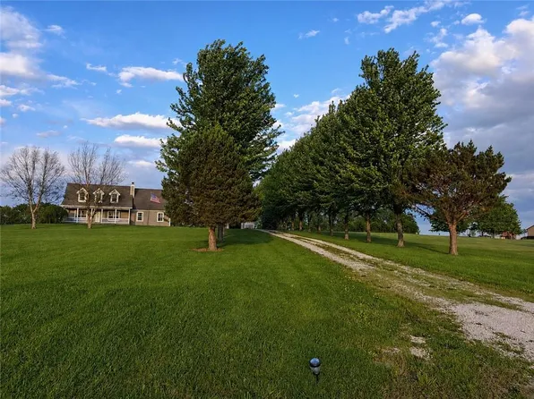865 NW 1901st Rd, Lone Jack, MO 64070