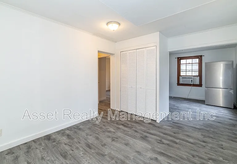 5501 Lake Shore Dr #2 — Photo 11