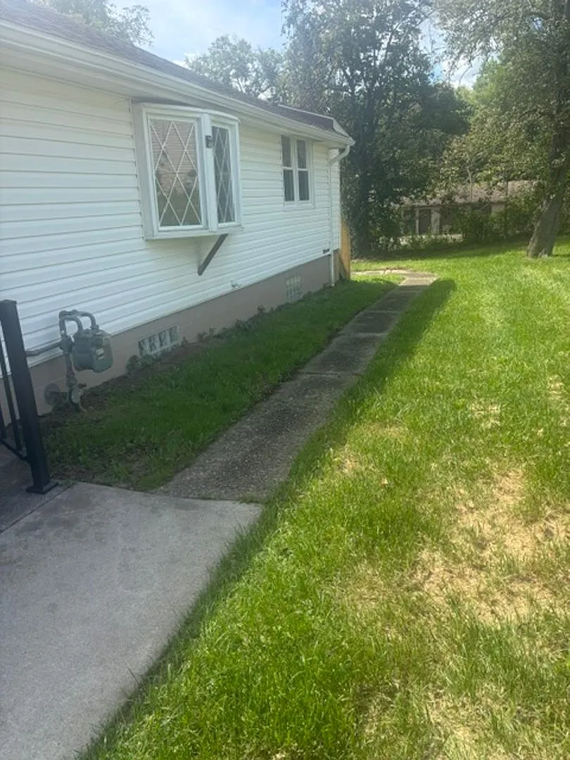 155 Forest Dr Wintersville, Ohio — Photo 4