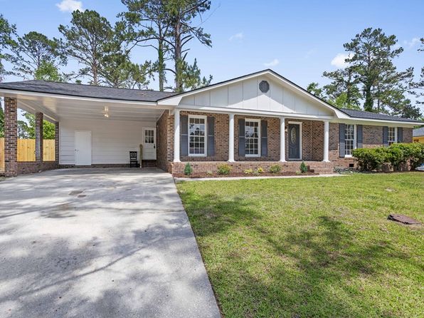 2415 Sterling Dr, Valdosta, GA 31602