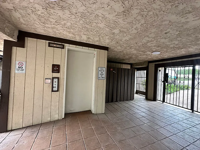 17831 Lassen St — Photo 10