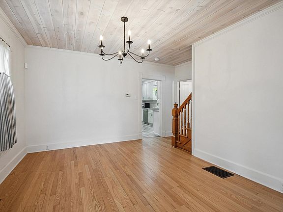 5th image of 616 Elk St