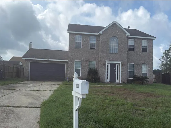 1020 Carlin Ln, Slidell, LA 70460