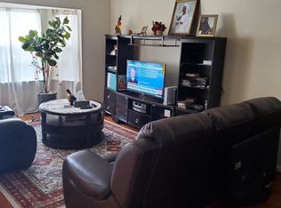 16 Hunters Gate Ct, Silver Spring, MD 20904