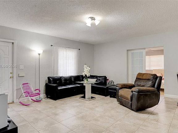 4th image of 641 SW 62nd Ave
