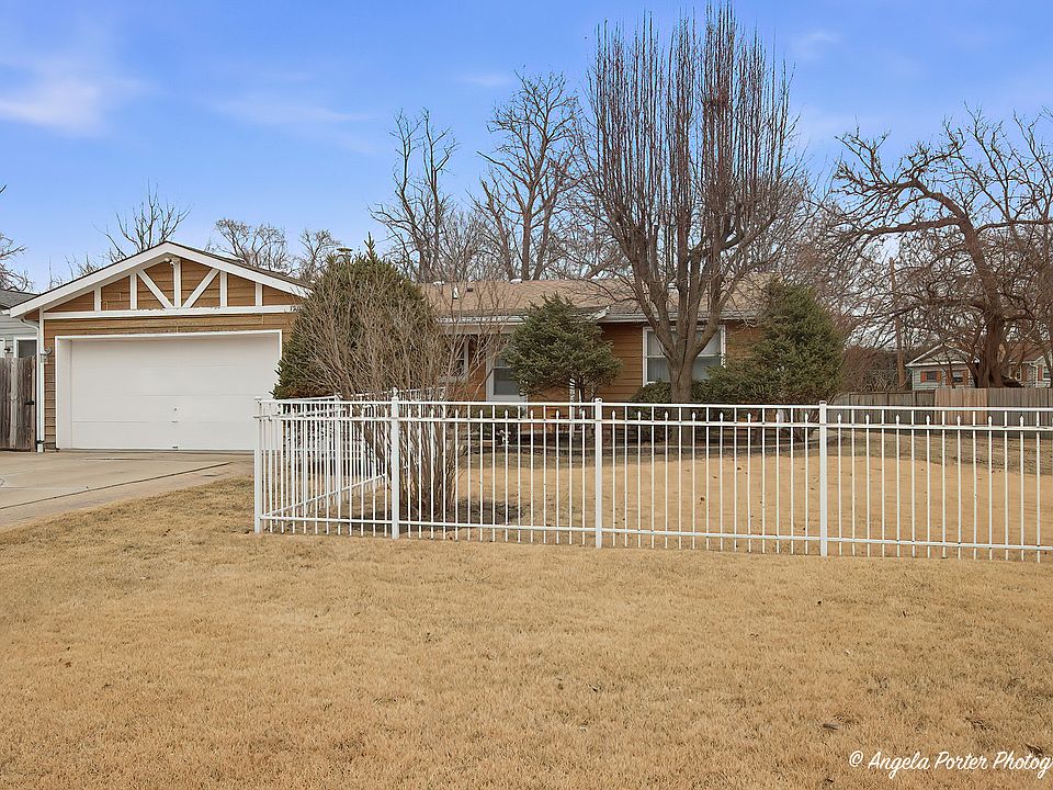 1st image of 1201 Meadowbrook Dr