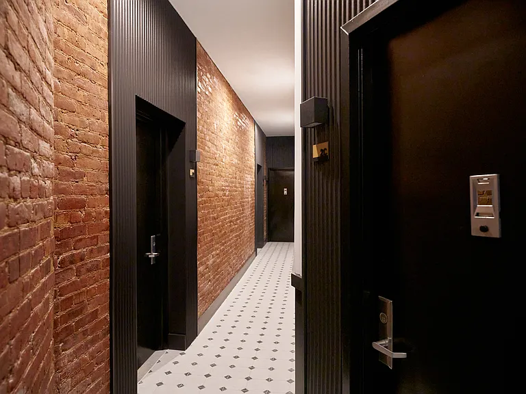 310 W 80th St #5F — Photo 7