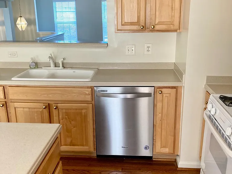 2985 Huntington Grove Sq — Photo 10