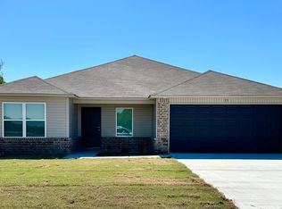 35 Farmhouse Cir, Vilonia, AR 72173