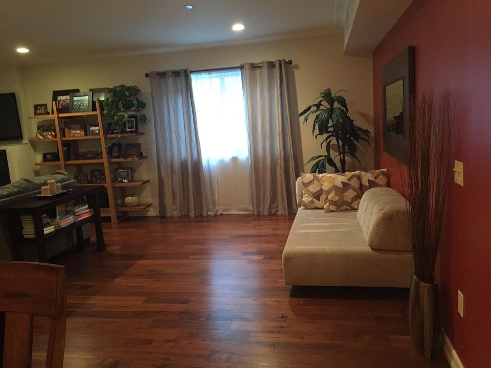 1st image of 1420 Bundy Dr #201