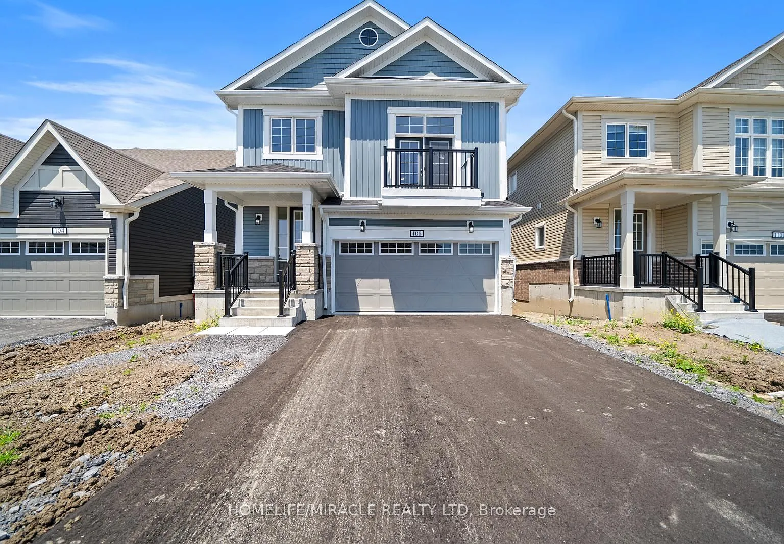 4 bed, $2,850 — Photo 2