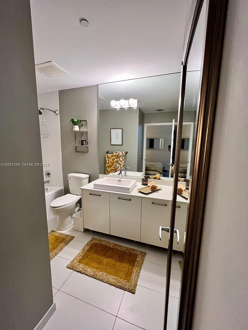 Centro Condo — Photo 4