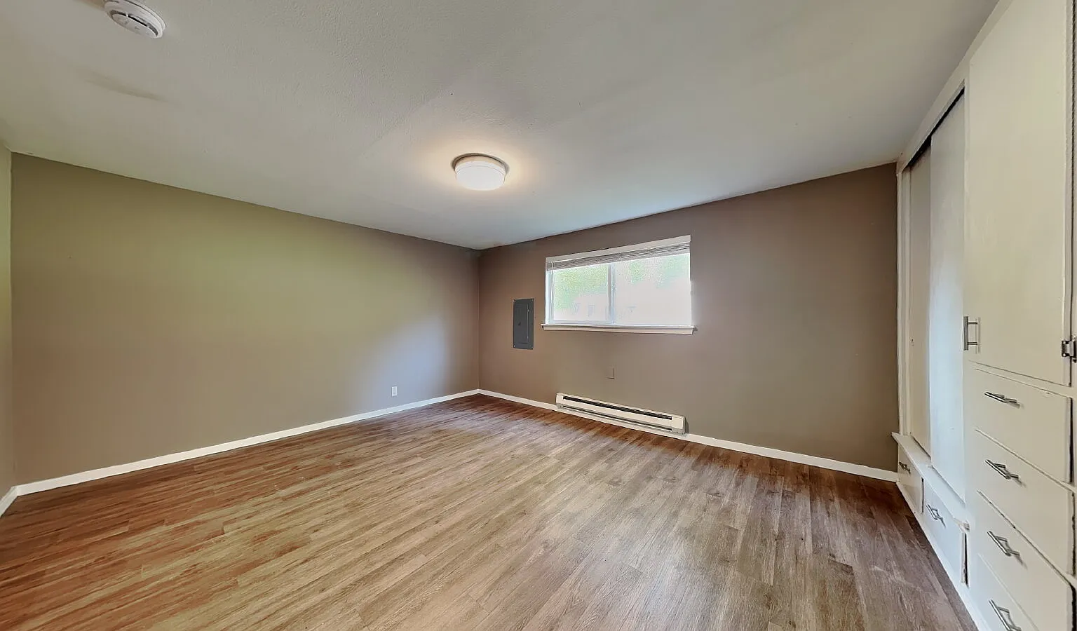 1 bed, 1.0 bath, 500 sqft, $1,225 — Photo 3