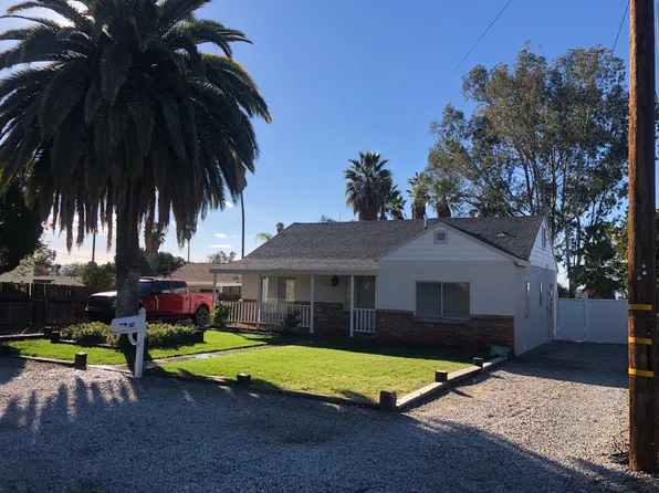1321 Sapphire Ave, Mentone, CA 92359