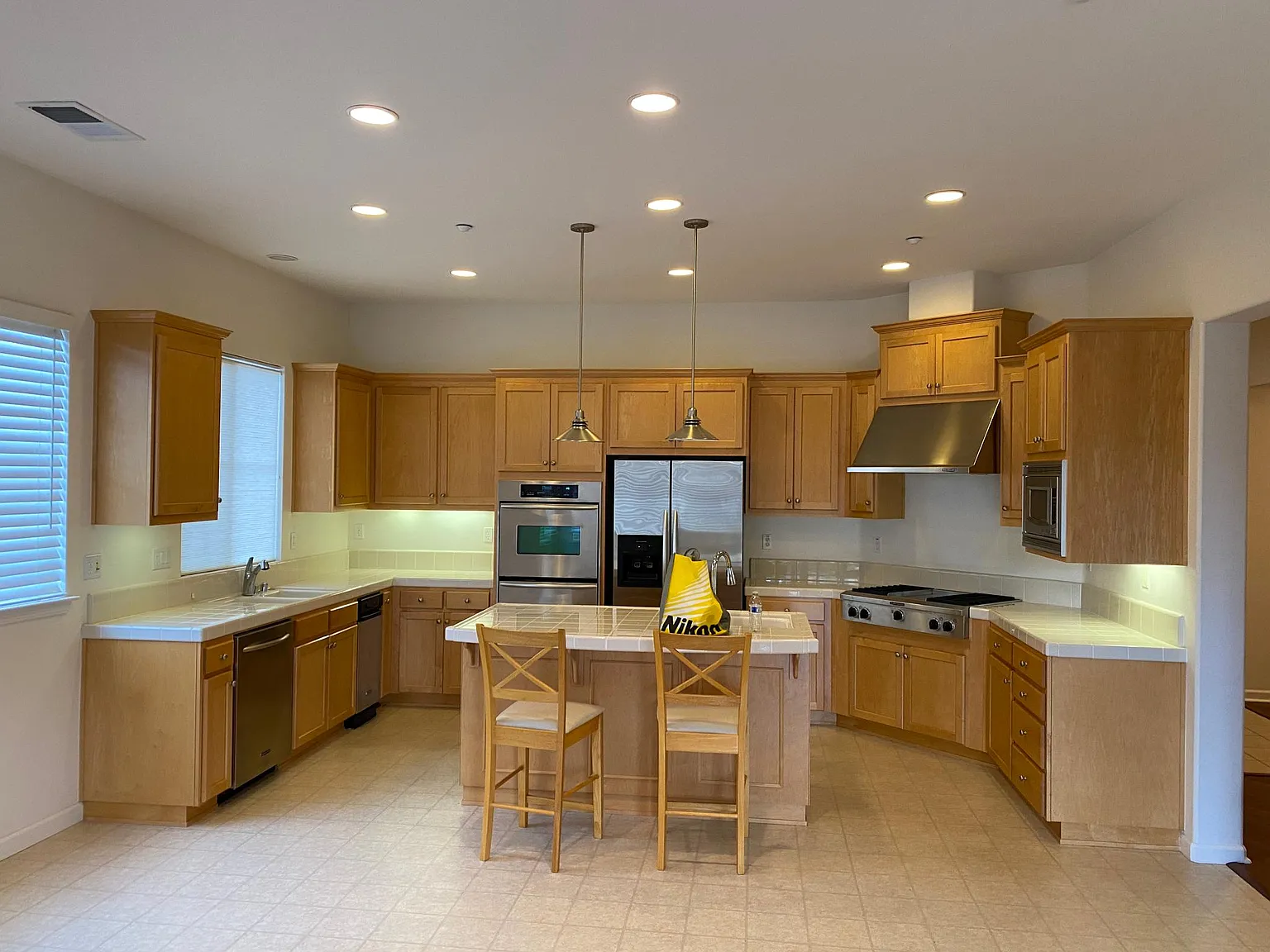 1753 Mediterraneo Way — Photo 3