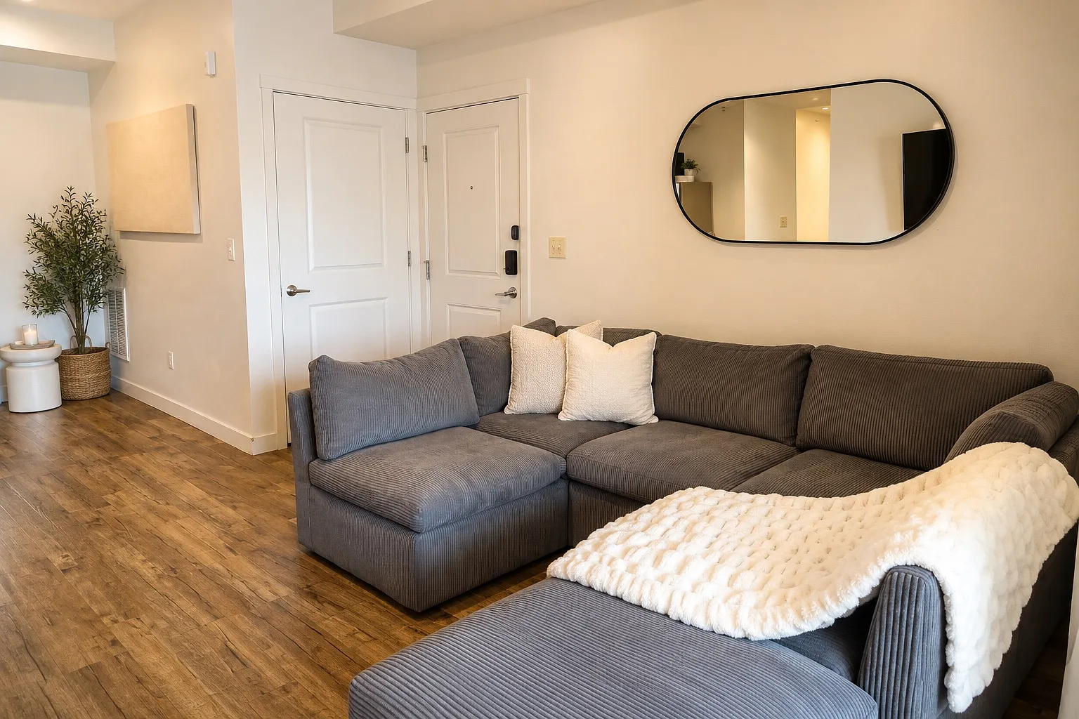 Hawthorne Gardens Apartments — Photo 4