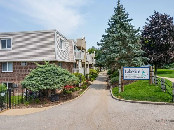 211 E Liberty St APT 8, Wauconda, IL 60084