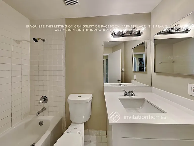 3400 NW 78th Ave — Photo 16