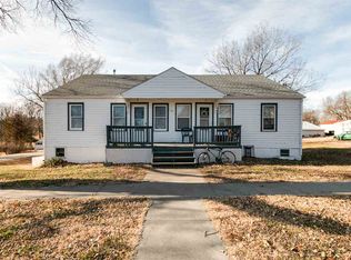 101 N 1st St, Westmoreland, KS 66549