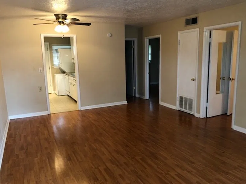 2 bed, 850 sqft, $850 — Photo 4